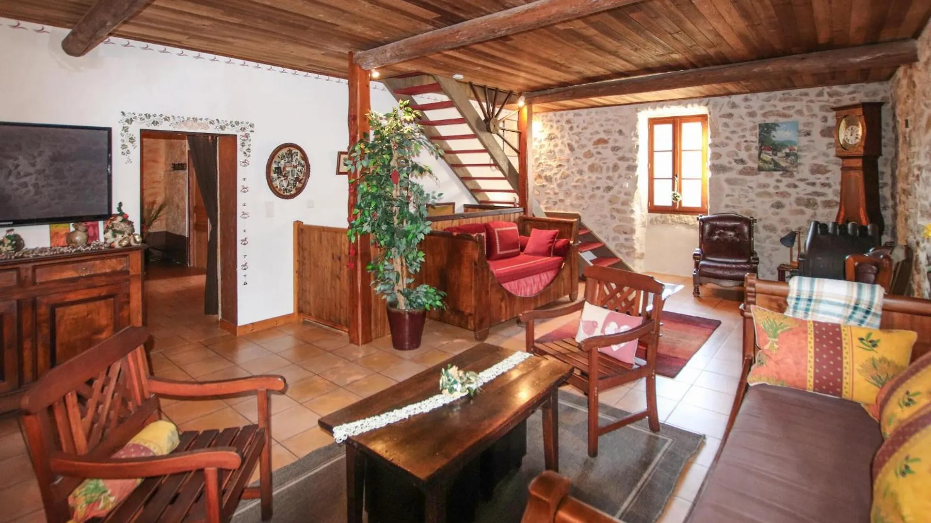 Ferienhaus Pet Friendly Home In Chassiers With Private Swimming Pool, Can Be Inside Or Outside Frankreich